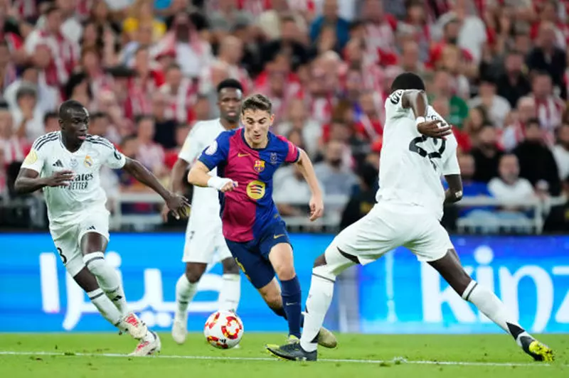 التشكيل المتوقع لكلاسيكو برشلونة وريال مدريد