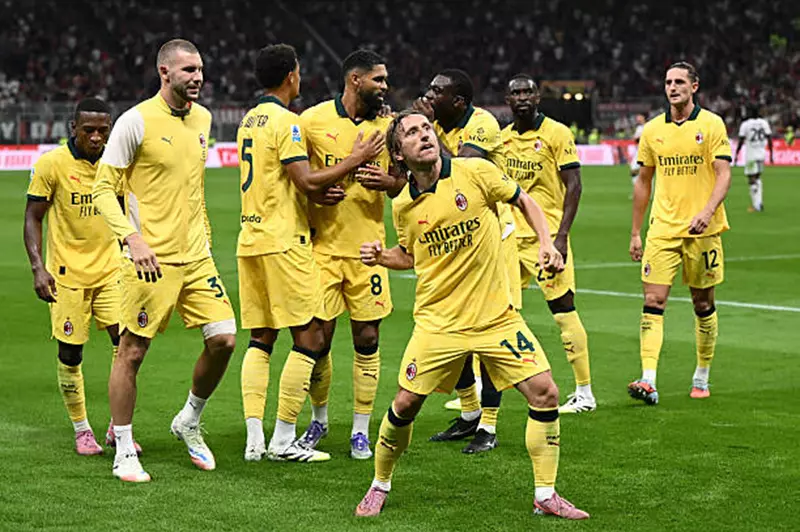 تشكيل مباراة أتالانتا وميلان في الدوري الإيطالي