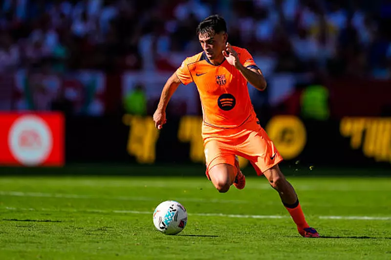 تقارير: فليك يستقر على بديل بيدري في برشلونة